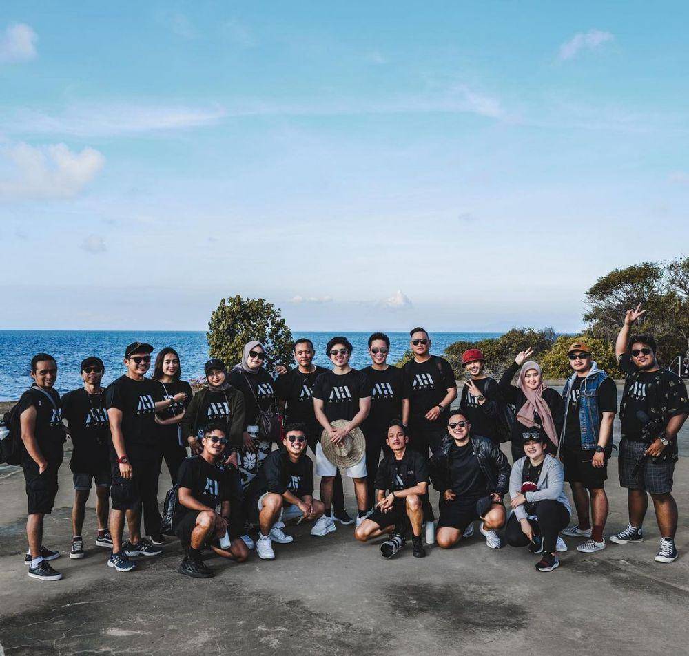 potret Atta Halilintar dan tim (instagram.com/attahalilintar)