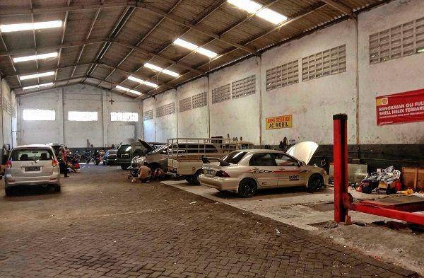Hartono Motor (google.com/maps/edo siedo)