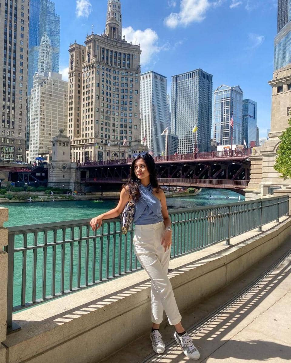 Yoriko Angeline dan outfit casualnya(instagram.com/yorikooangln_)