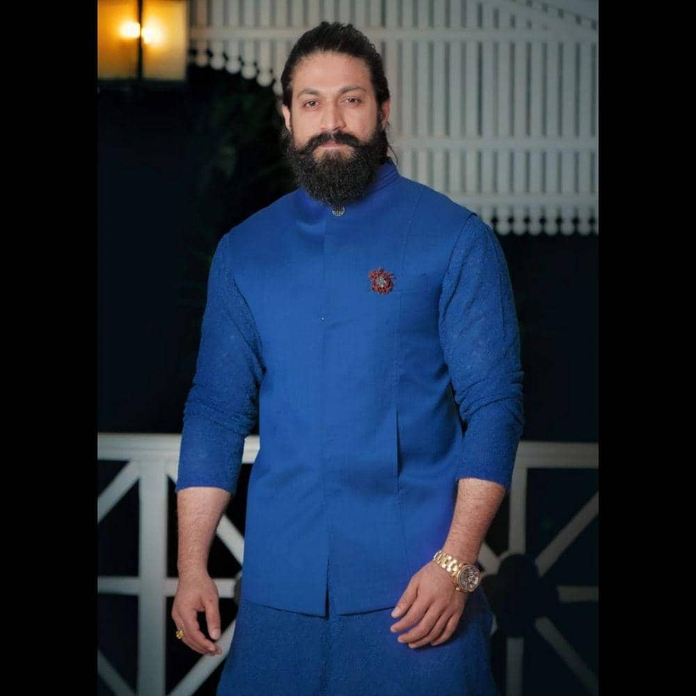 Yash (instagram.com/thenameisyash)