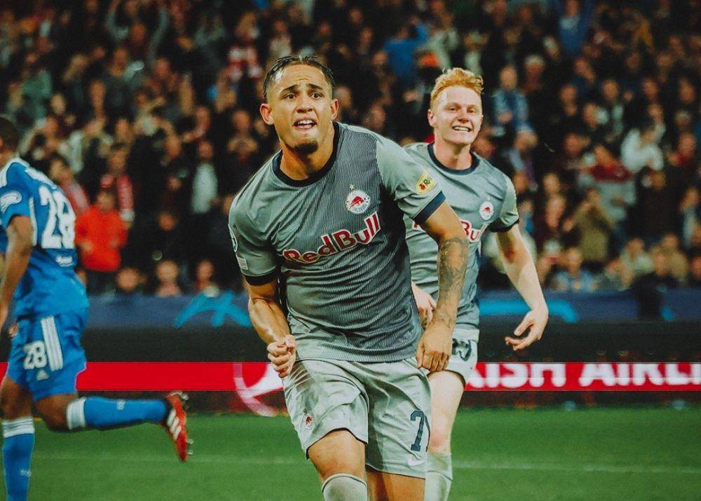 Noah Okafor (instagram.com/fcredbullsalzburg/)