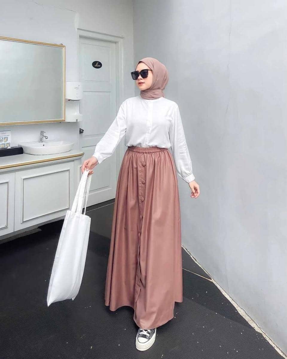 potret Reni Marlina (instagram.com/renimarlinaaaaa)
