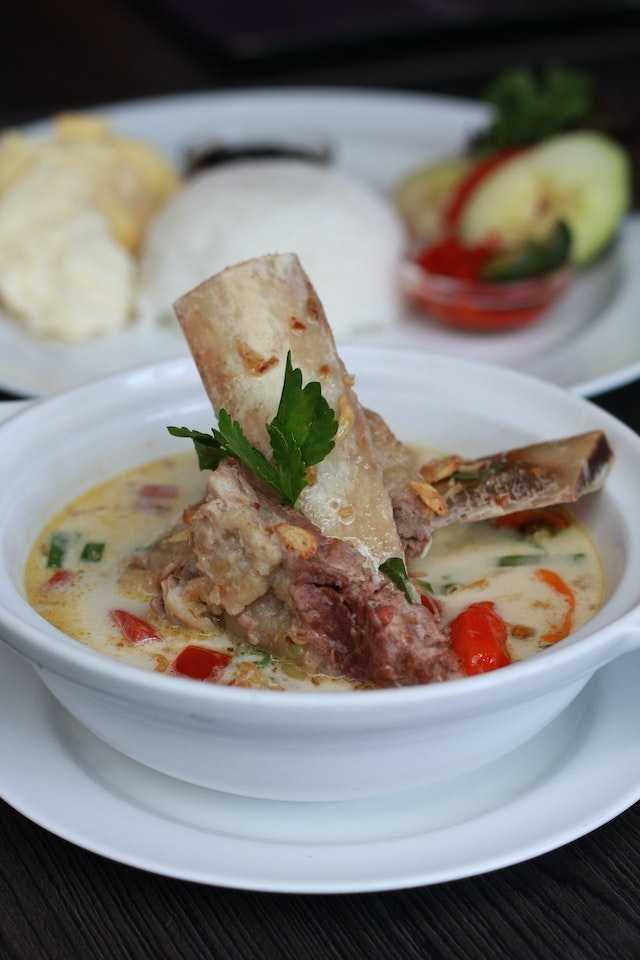 Resep Sup Iga Kuah Susu yang Kelezatannya Bikin Gagal Diet