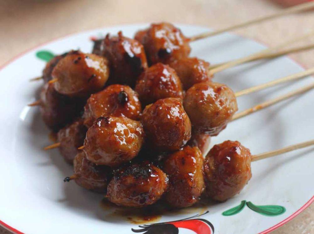 7 Resep Bumbu Oles Bakso Bakar untuk Pesta Tahun Baru