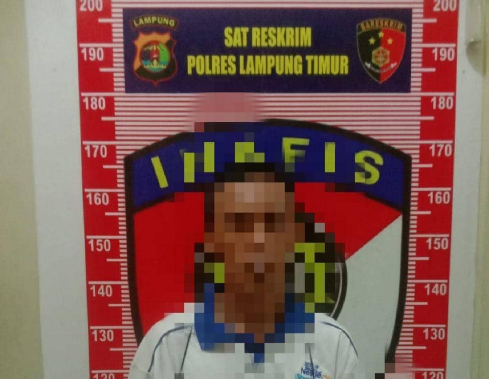 Seorang pedagang merenggang nyawa usai ditikam senjata tajam (sajam) di bagian dada oleh sesama pedagang. (Dok. Polres Lampung Timur).