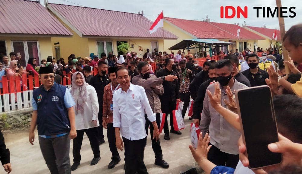 Presiden Jokowi Resmikan 185 Unit Rumah Relokasi Banjir di Bima