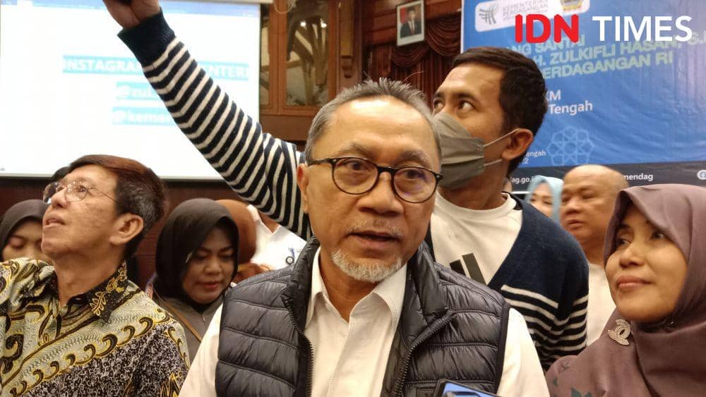 Ketum PAN Zulkifli Hasan saat datang di acara UMKM Kota Semarang. (IDN Times/Fariz Fardianto)