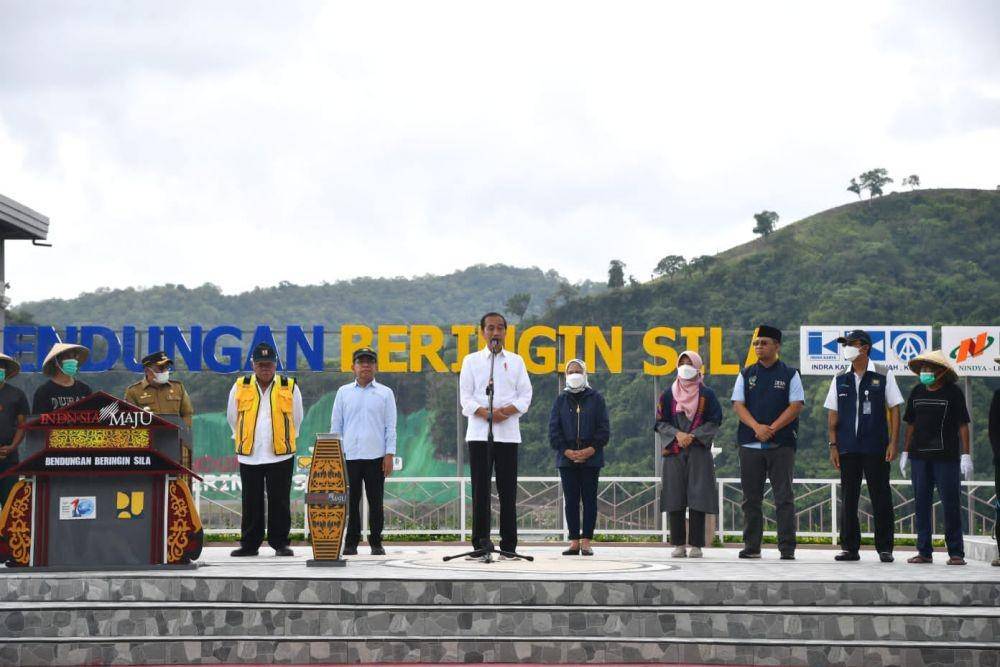 Presiden Jokowi resmikan Bendungan Beringin Sila, Sumbawa, NTB, Kamis (29/12/2022) (dok. Sekretariat Presiden)