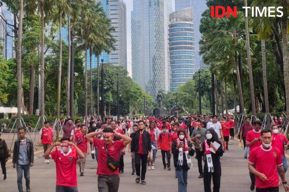 Suasana di Stadion Utama Gelora Bung Karno (SUGBK), jelang duel Indonesia vs Thailand, Kamis (29/12/2022). (IDN Times/Tino Satrio)