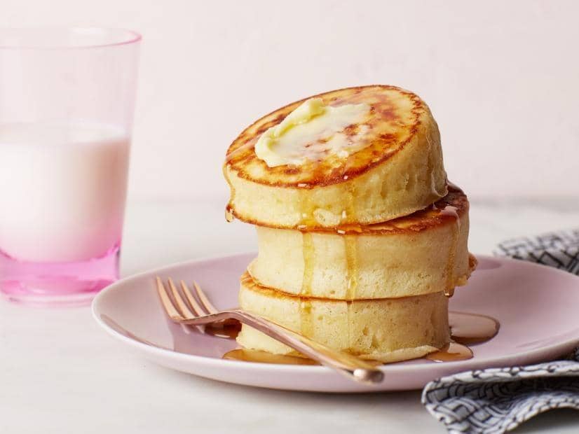 Potret Japanese fluffy pancake (foodnetwork.com)