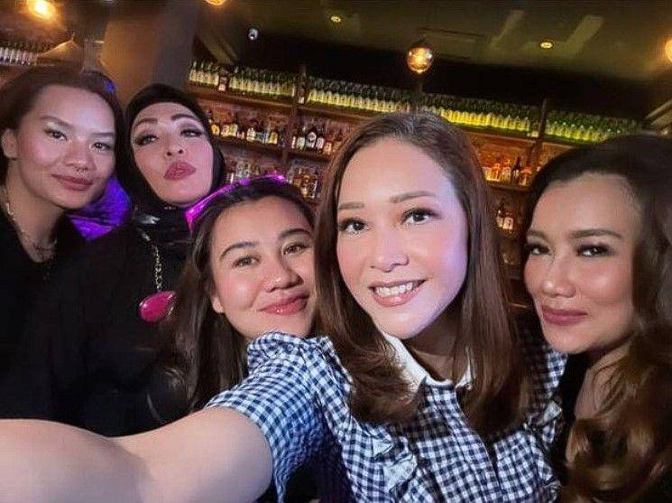 potret ulang tahun Angelina Sondakh (instagram.com/maiaestiantyreal)