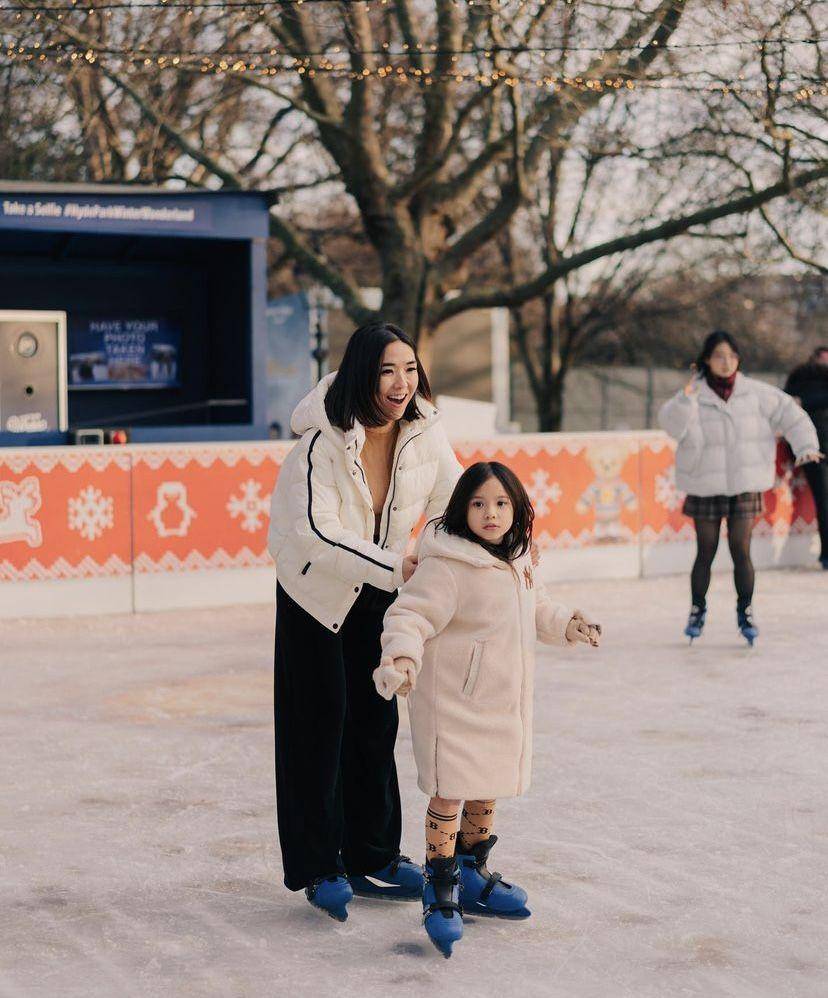 Gempita Nora Marten main ice skating di London bersama Gading dan Gisel (instagram.com/gisel_la)