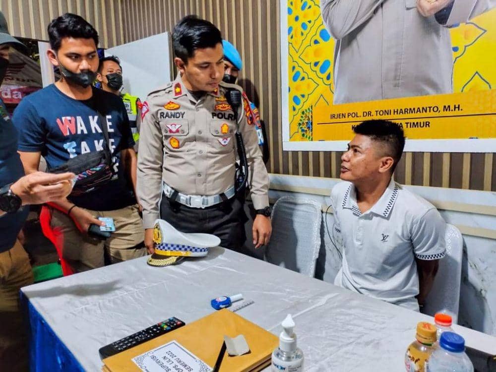Razia Knalpot Brong, Polisi di Surabaya Malah Temukan Narkoba