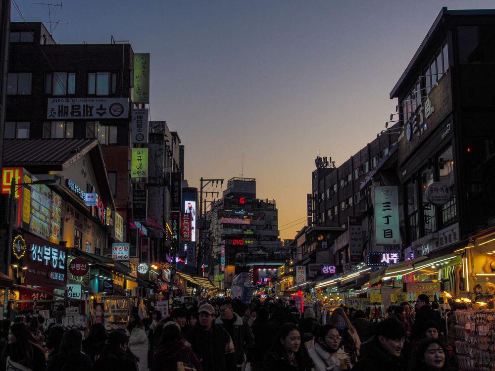 5 Night Market di Seoul yang Wajib Dikunjungi