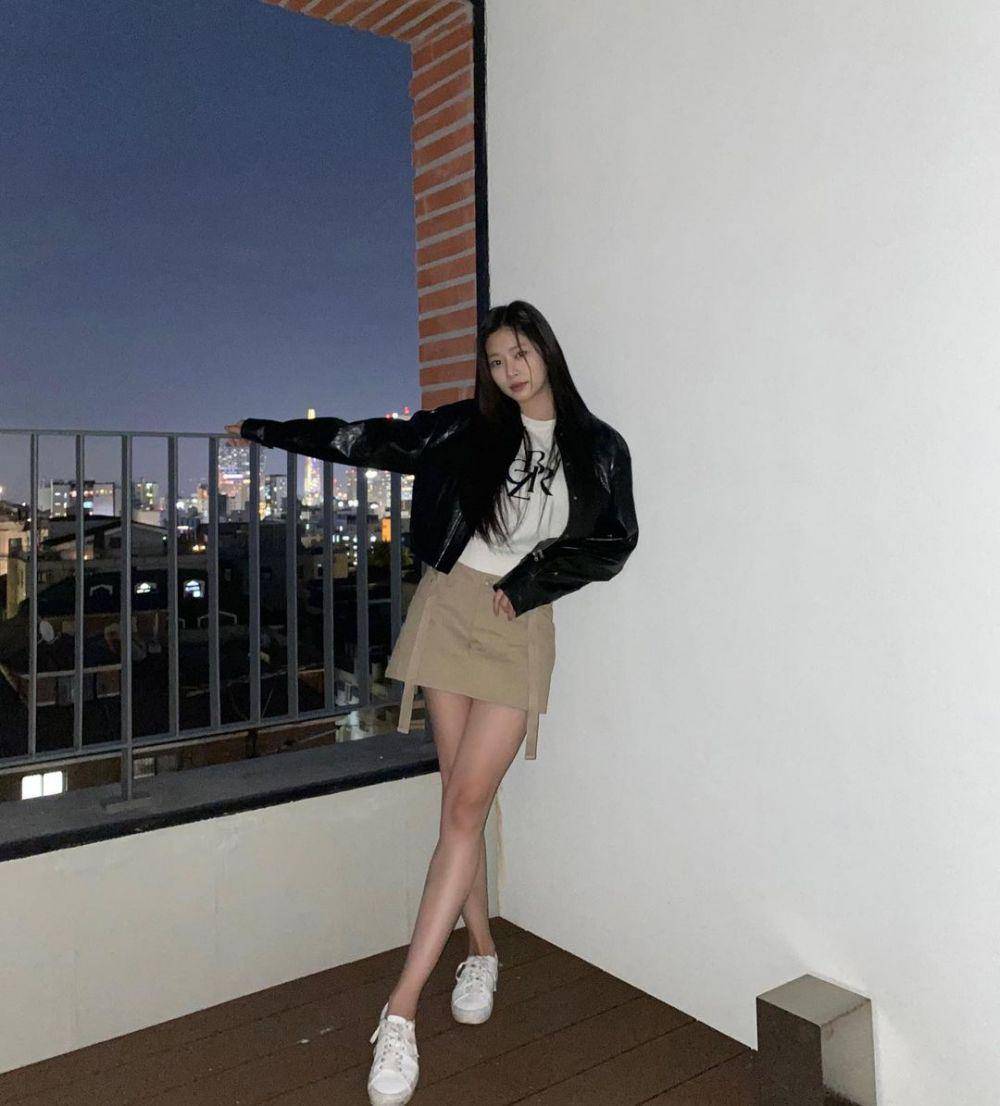 ide OOTD Minju (instagram.com/minn.__.ju)