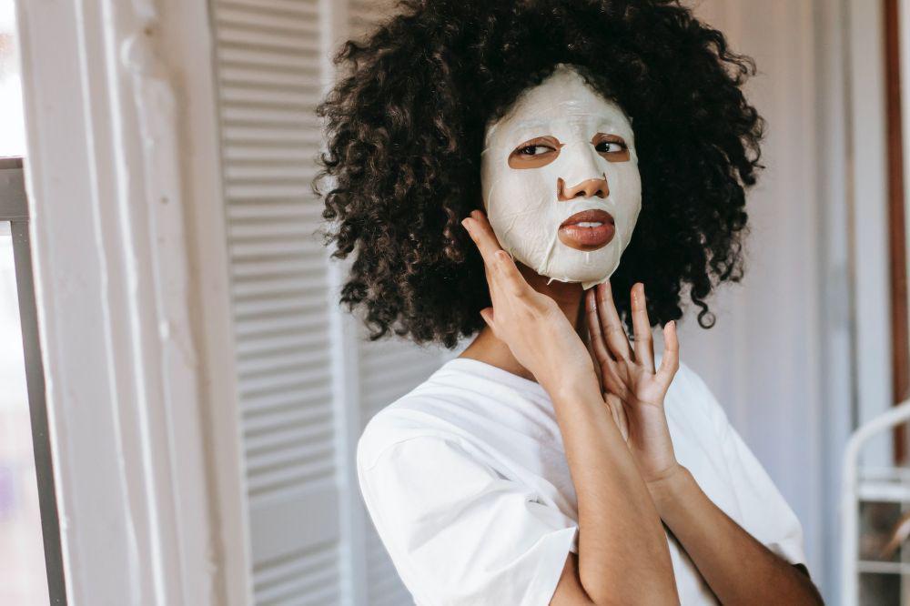 6 Masker Lokal dengan Kandungan Green Tea untuk Kulit Berjerawat