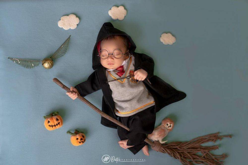 Baby photoshot terunik 2022. (instagram.com/gilangdirga)