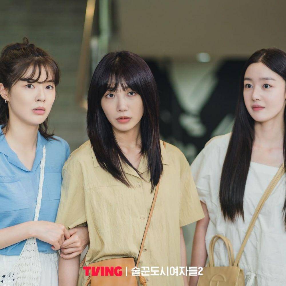 Lee Sun Bin, Jung Eun Ji, dan Han Sun Hwa (instagram.com/tving.official)