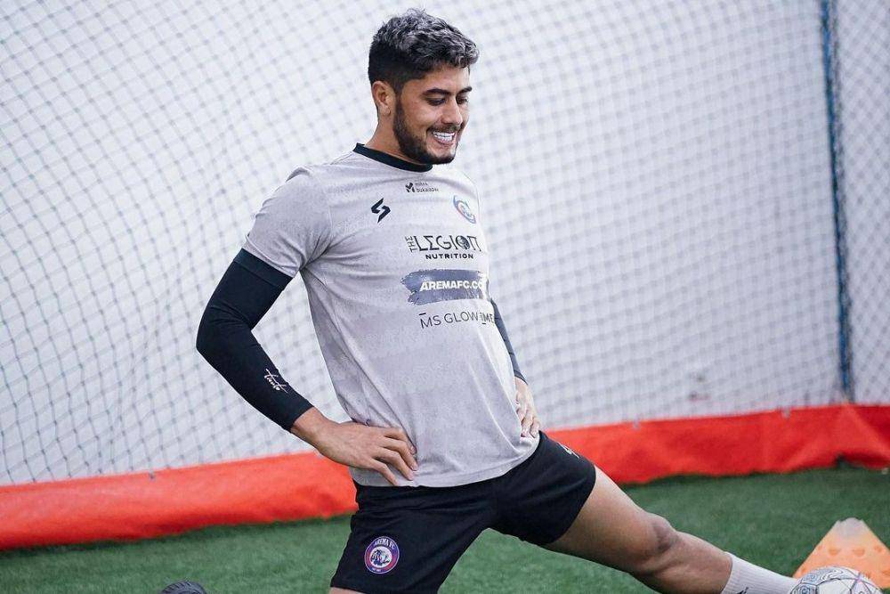 Adilson Maringa (instagram.com/aremafcofficial)