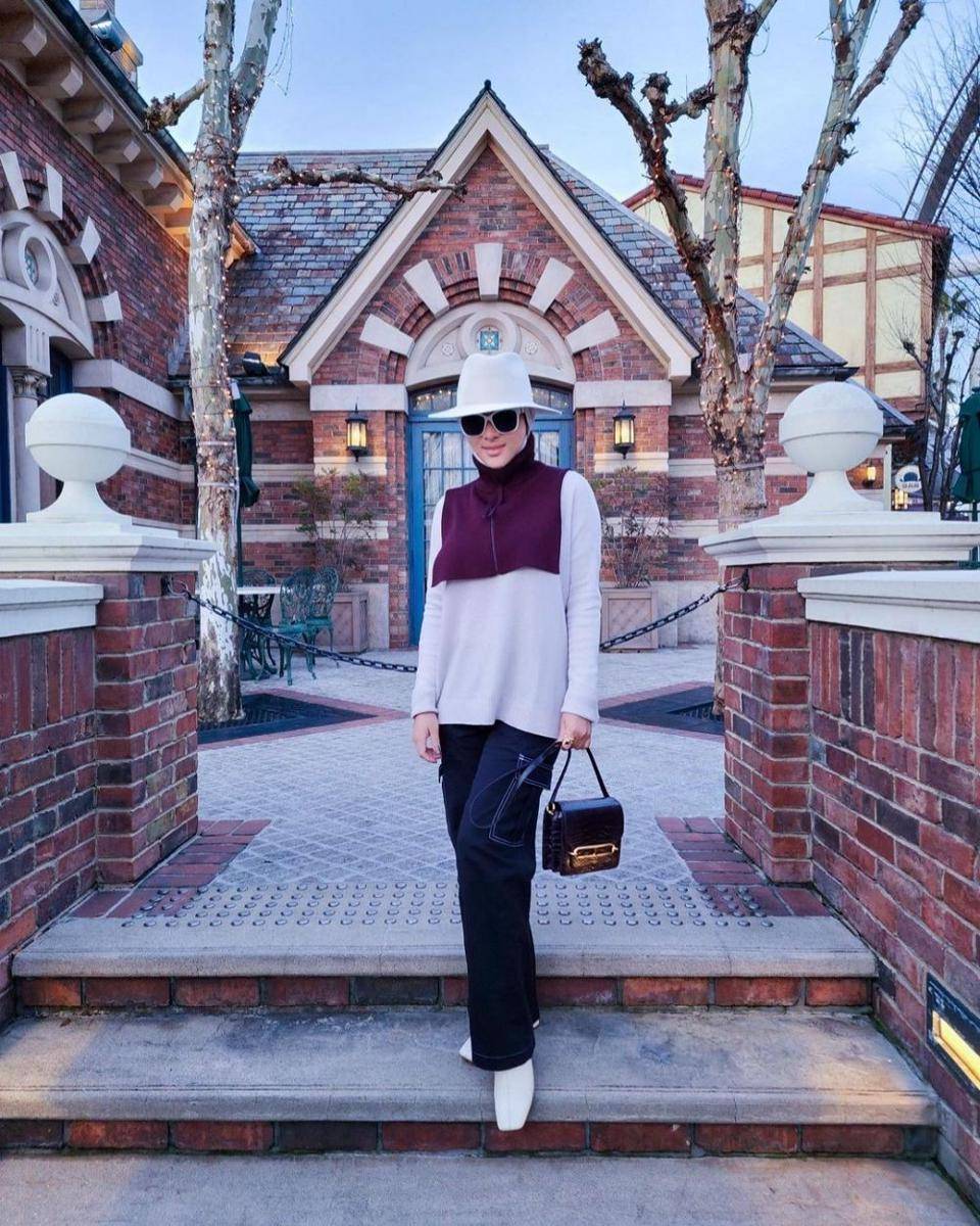 potret Syahrini dan Reino Barack di USJ (instagram.com/princessyahrini)