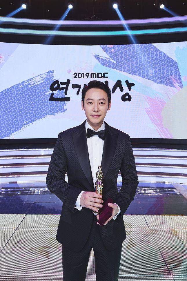 Kim Dong Wook (dok. MBC/MBC Drama Awards 2019)