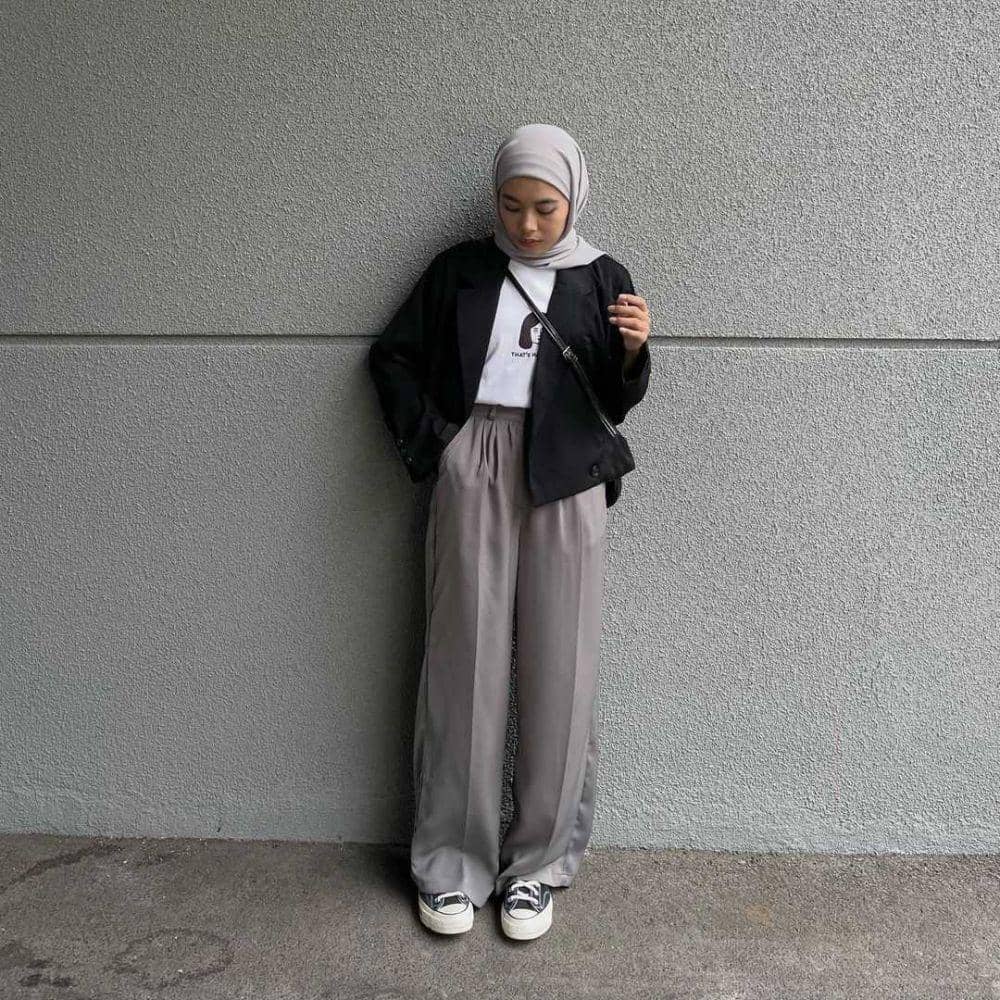 Potret OOTD (Instagram.com/rahmi.apr)