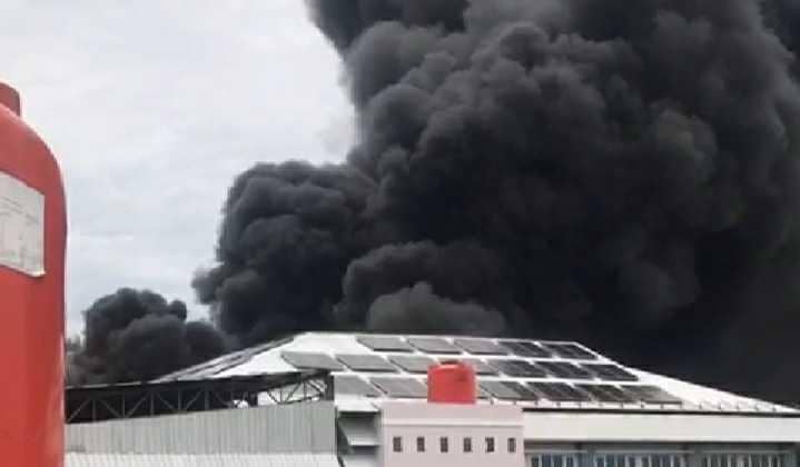 Pabrik Garmen di Kabupaten Bantul Terbakar