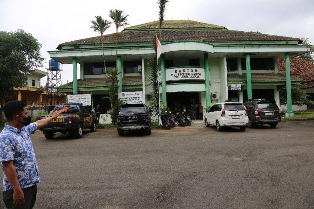 Kantor MUI Lampung berada di sekitaran kompleks Islamic Center, Jalan Soekarno-Hatta (Baypass), Rajabasa, Bandar Lampung dirusak orang tak dikenal. (Dok. Polda Lampung).