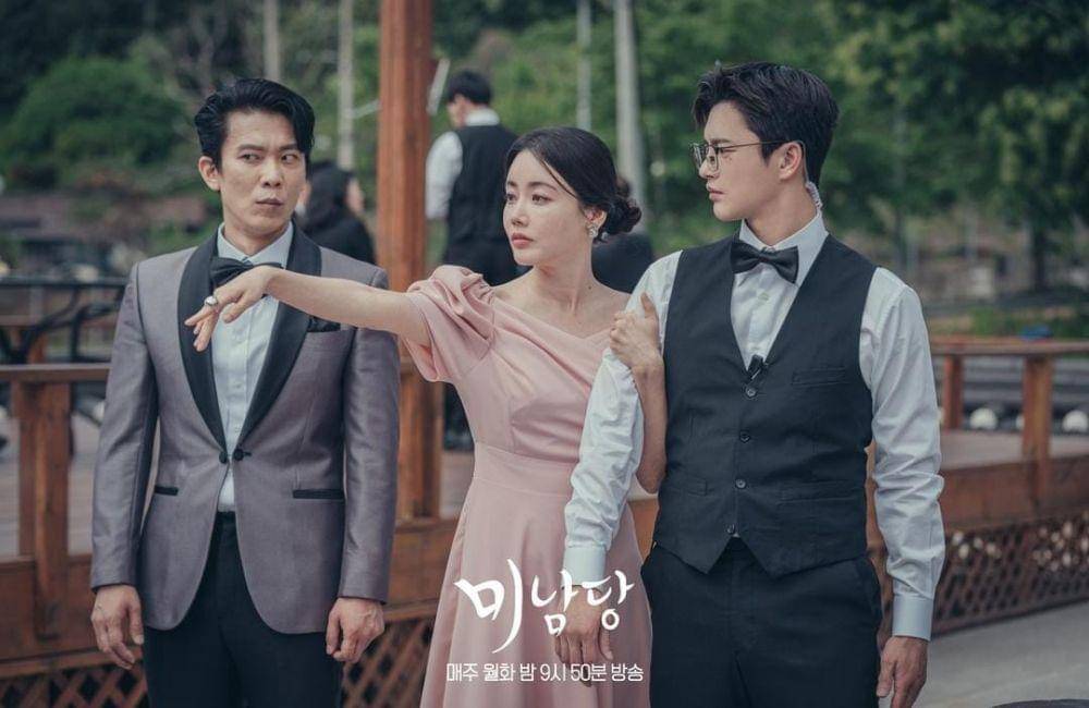 Baek Seung Ik, Hwang Woo Seul Hye, dan Seo In Guk di drama Cafe Minamdang (instagram.com/kbsdrama)