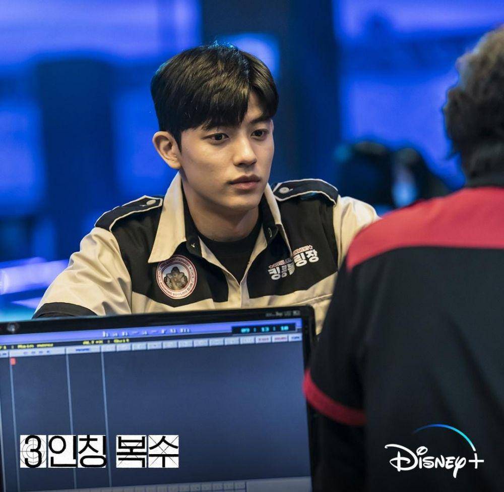 Park Solomon di drama Revenge of Others (instagram.com/disneypluskr)