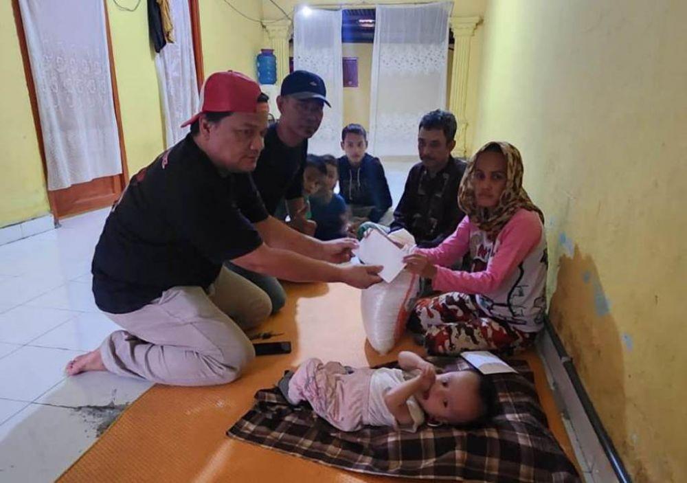 Sambut Tahun Baru, CBR Club Batubara Gelar Aksi Sosial