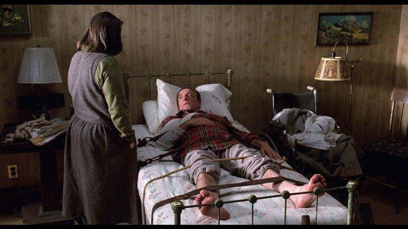 Annie Wilkes dan Paul Sheldon (dok. Cinapse/Misery)