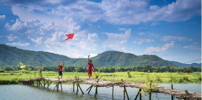 layang-layang (pexels.com/Quang Nguyen Vinh)