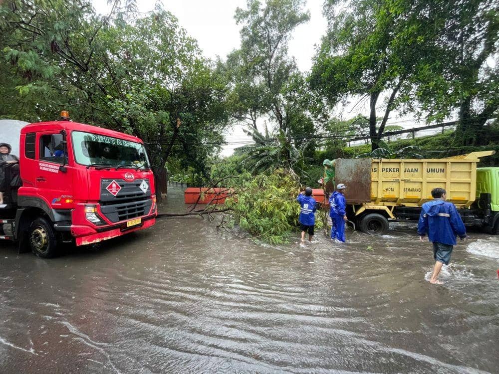 147 Warga jadi Korban Banjir Bandang Dinar Indah Meteseh Semarang