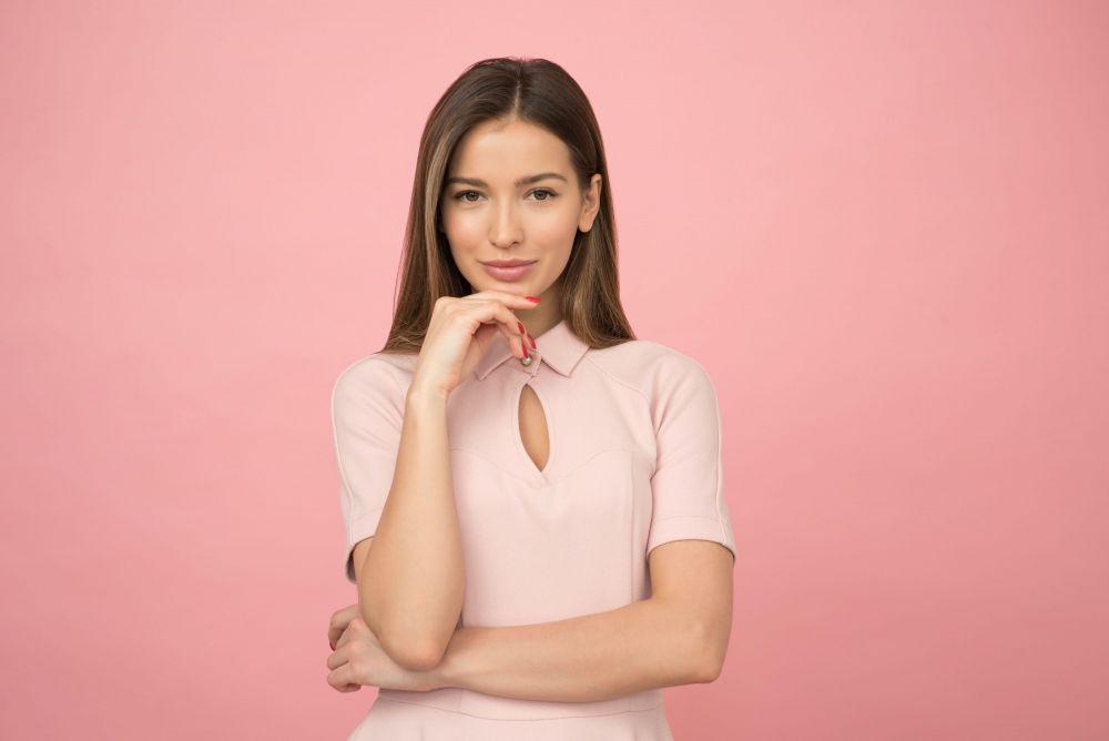 5 Cara Menata Rambut yang Tipis Bisa Lebih Bervolume!