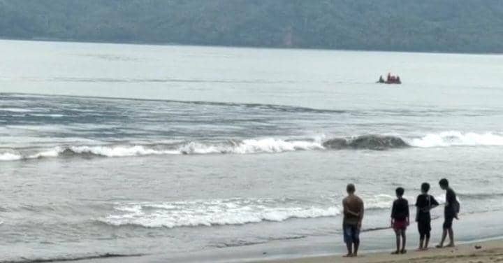 4 Pelajar Asal Kediri Terseret Arus di Pantai Prigi Trenggalek