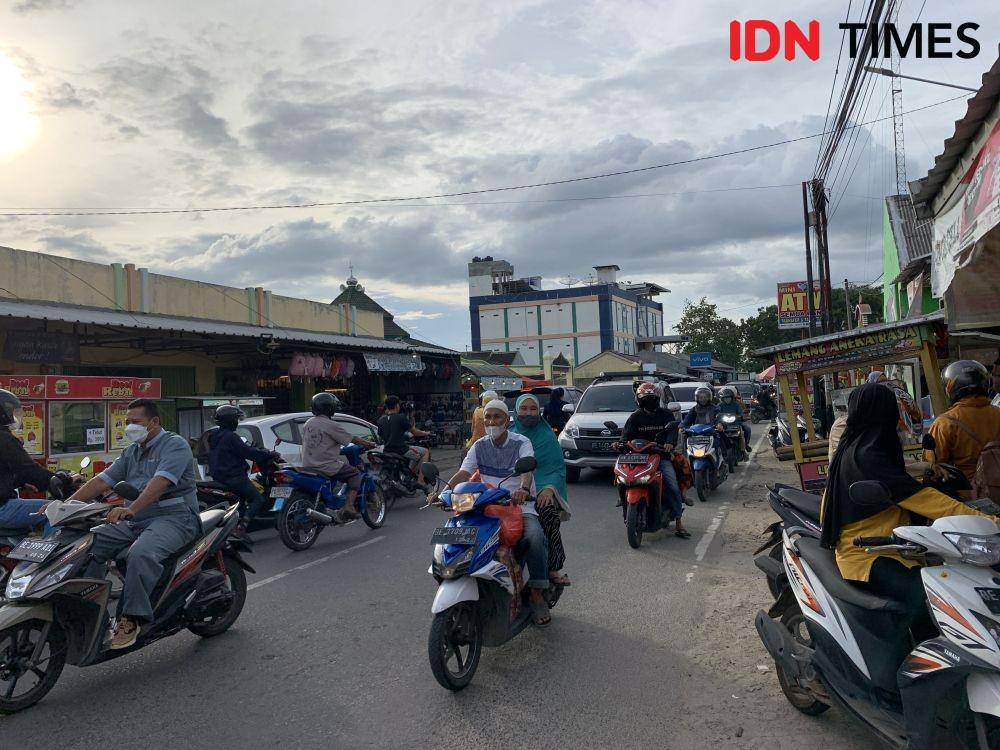 Ilustrasi jalan lingkungan di Bandar Lampung. (IDN Times/Rohmah Mustaurida)