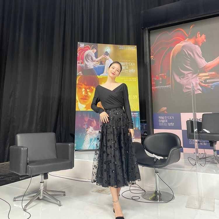 Shin Ye Eun (instagram.com/__shinyeeun)