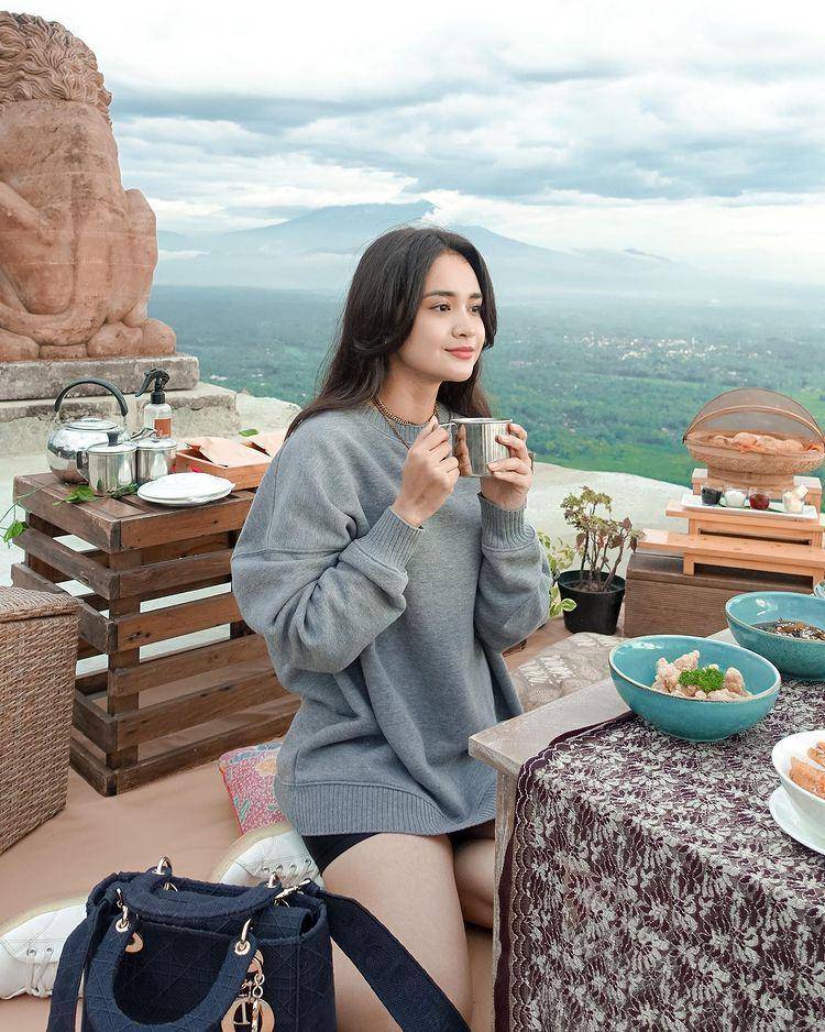 Ide busana ala Michelle Ziudith (instagram.com/michelleziu)