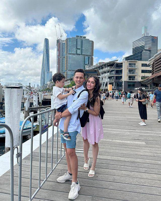 Ussy Sulistiawaty dan keluarga (instagram.com/ussypratama)