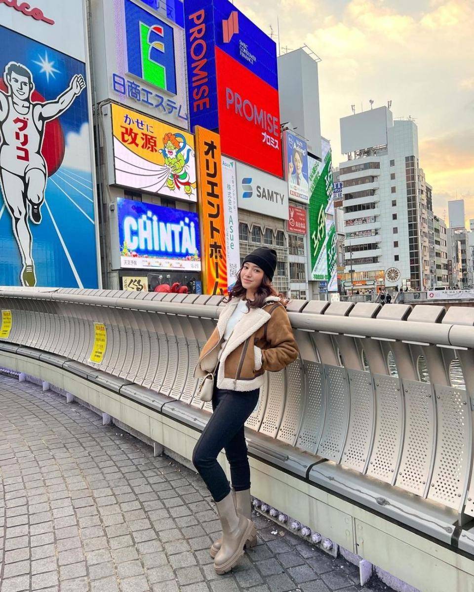 OOTD tahun baruan ala seleb di 2023 (instagram.com/danniasalsabilla)