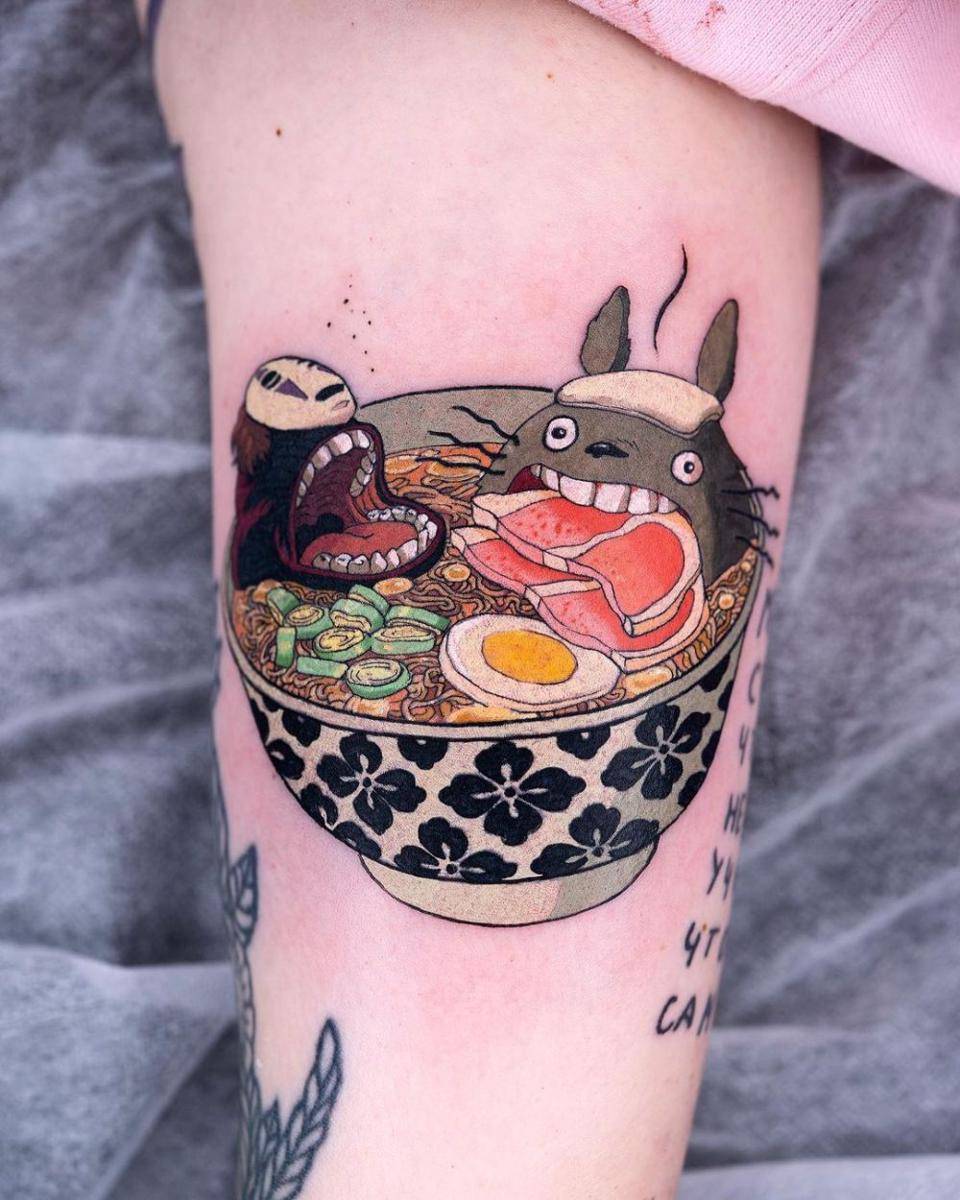 potret tato anime keren (instagram.com/oozy_tattoo)