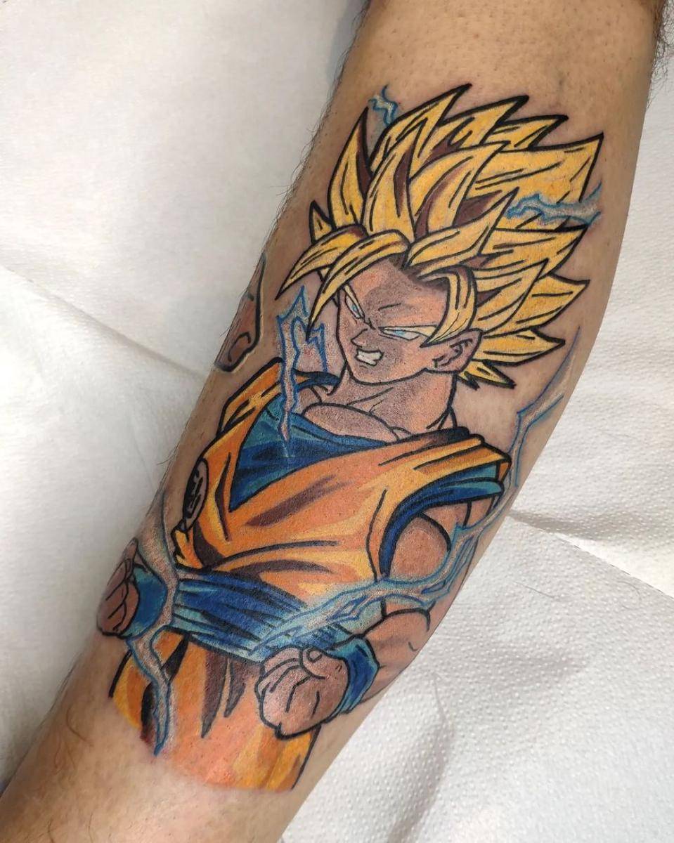 potret tato anime keren (instagram.com/simoncino88)
