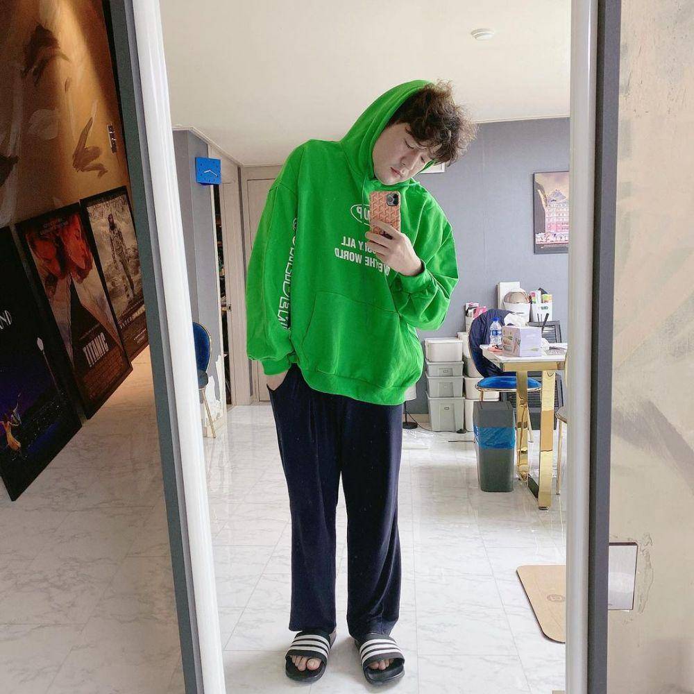 Potret OOTD casual Shindong Super Junior (instagram.com/earlyboysd)