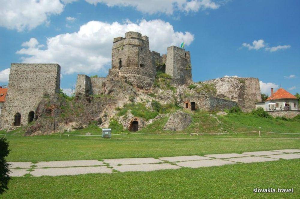 Salah satu destinasi wisata di Levice (Slovakia.travel)