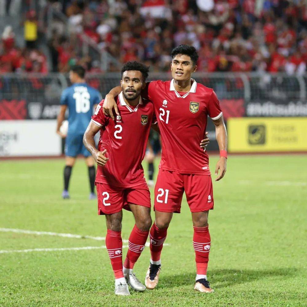 Yakob Sayuri dan Ramadhan Sananta (twitter.com/PSM_Makassar)