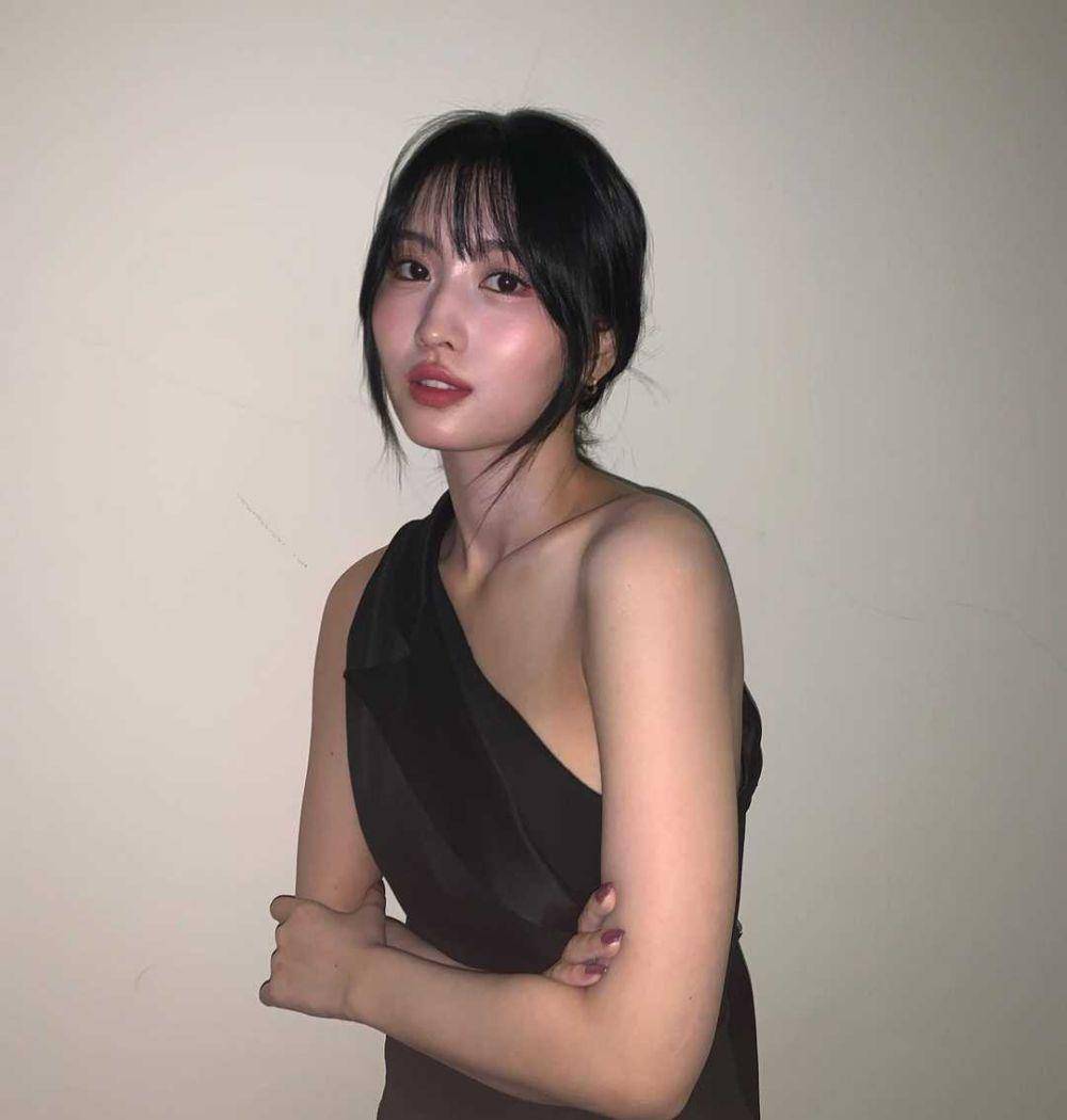 Momo TWICE (instagram.com/momo)
