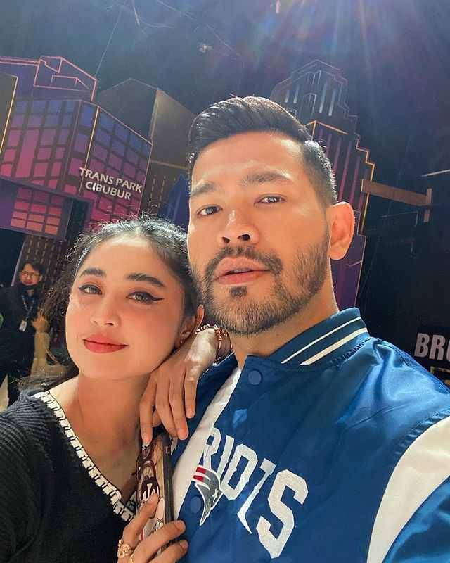 potret Dewi Perssik dan Rian Ibram (instagram.com/rianibram)