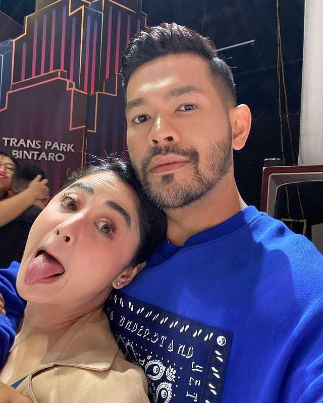 potret Dewi Perssik dan Rian Ibram (instagram.com/rianibram)