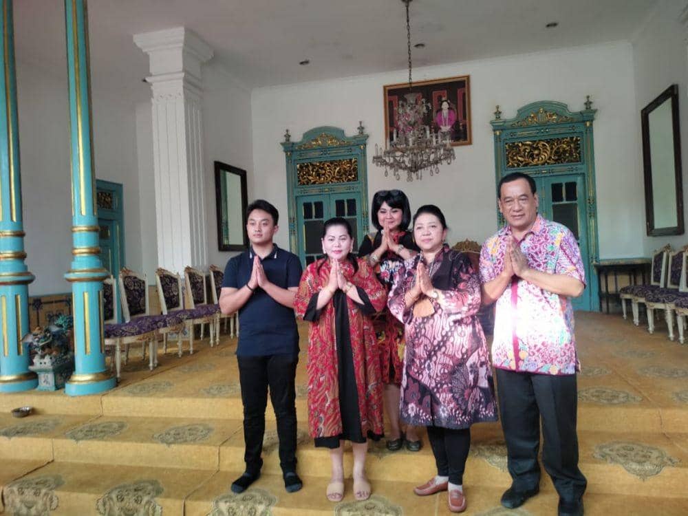 11 Tahun Berkonflik, Dua Kubu Keraton Solo  Akhirnya Bertemu